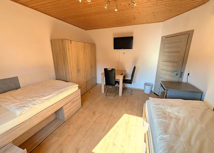 Ak-monteurzimmer 게스트하우스 Großostheim