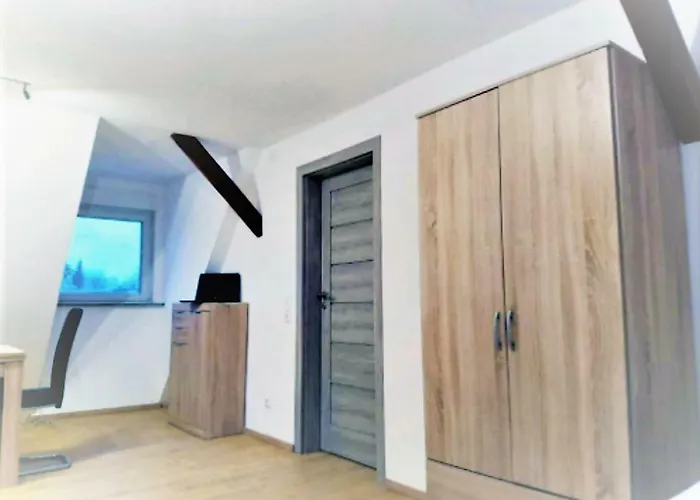 公寓 Ak-monteurzimmer Großostheim